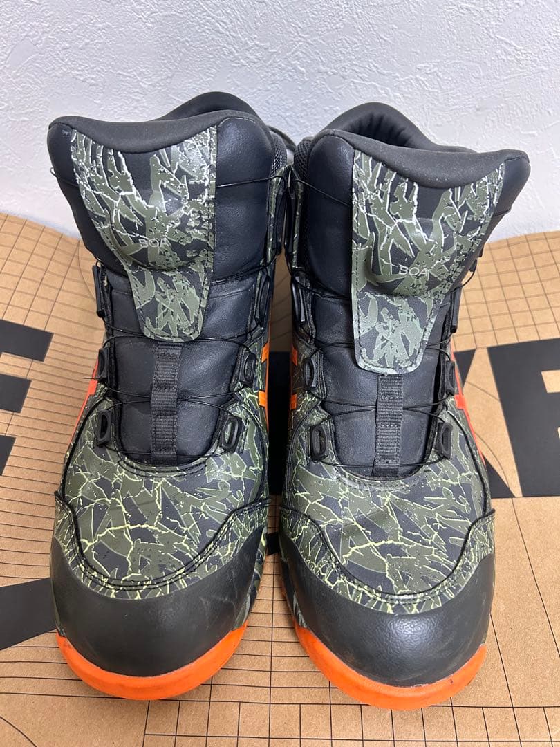 美品⭐︎限定⭐︎入手困難⭐︎asics安全靴⭐︎CP304 BOA MAGMA⭐︎