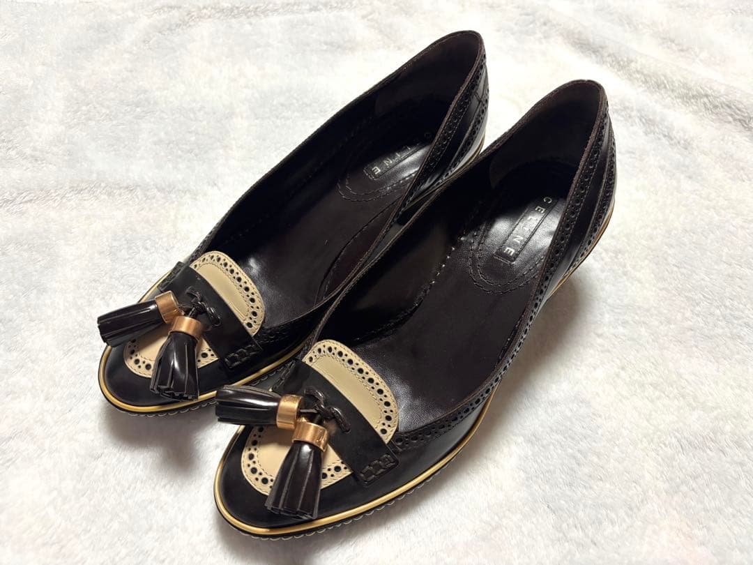 CELINE レザー フラットパンプス ブラウンとベージュ タッセル付き