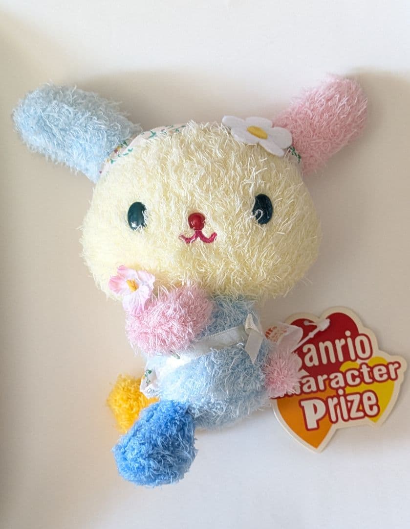 サンリオキャラクター　ウサハナぬいぐるみ