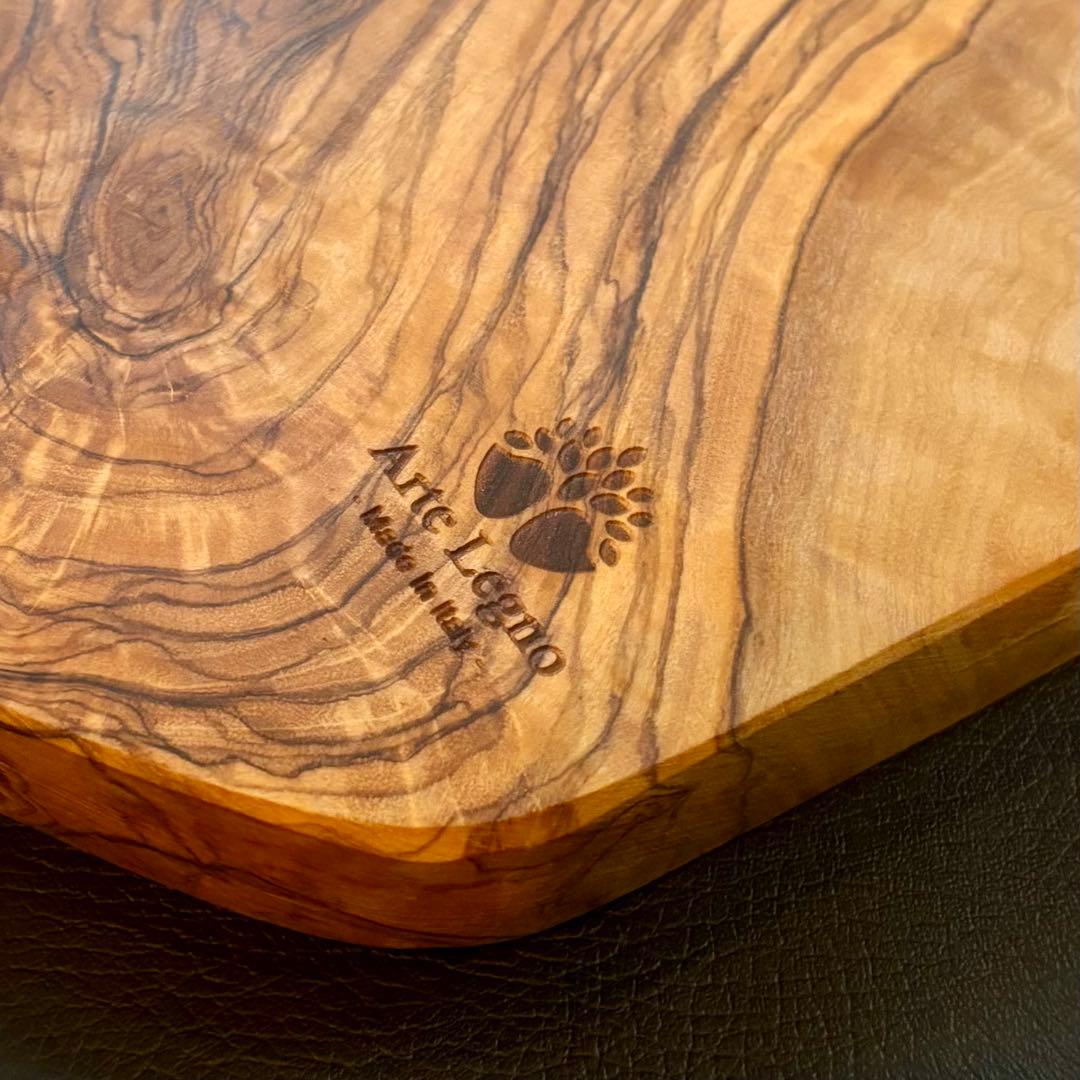 一点物】アルテレニョ カッティングボード オリーブウッド 木目 大判