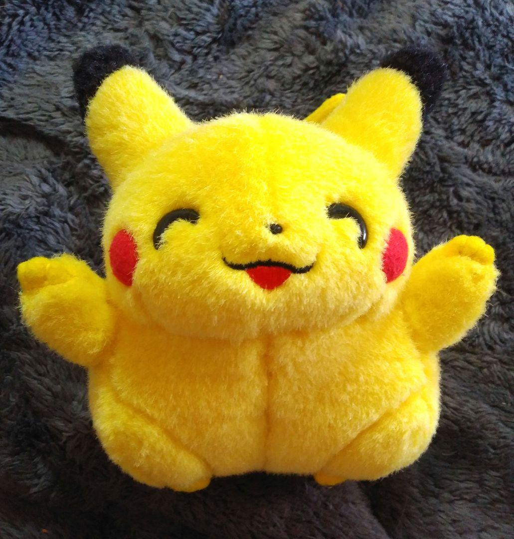 ポケモン　ばんざいピカチュウ ぬいぐるみ TOMY　レトロ　Pokemon レア