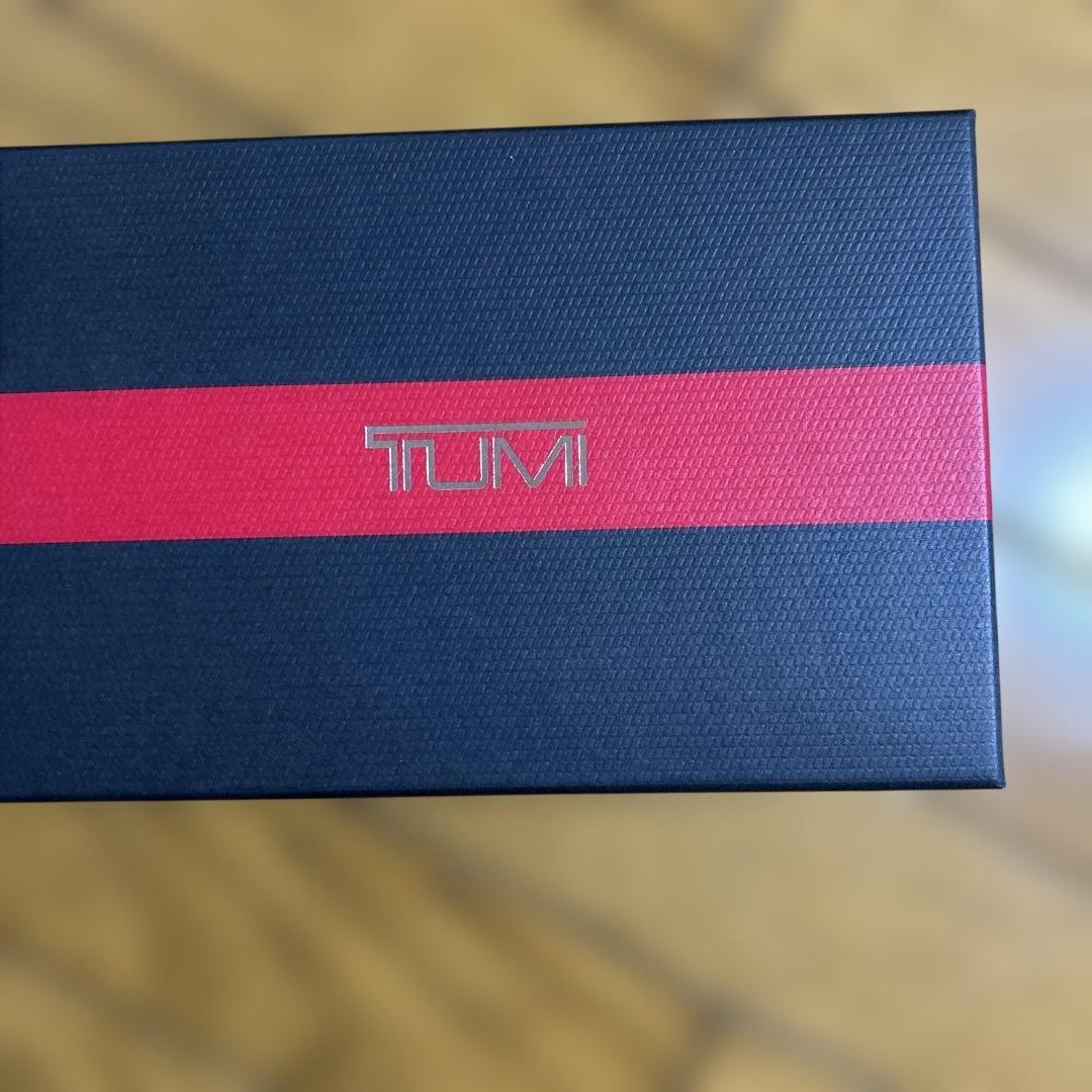 TUMI ブラック 長財布 TUMI（トゥミ） トラベルウォレット 長財布 本革 レザー パスポート