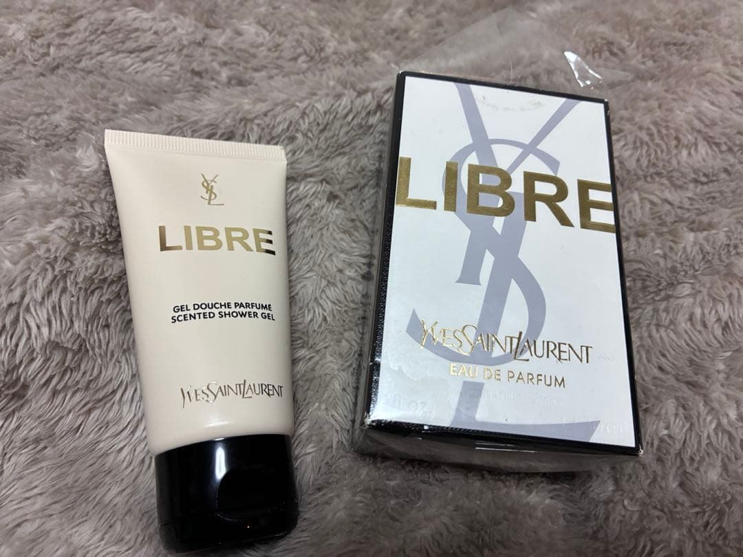 お値下げ！イブサンローラン　リブレ　香水&ボディーバーム