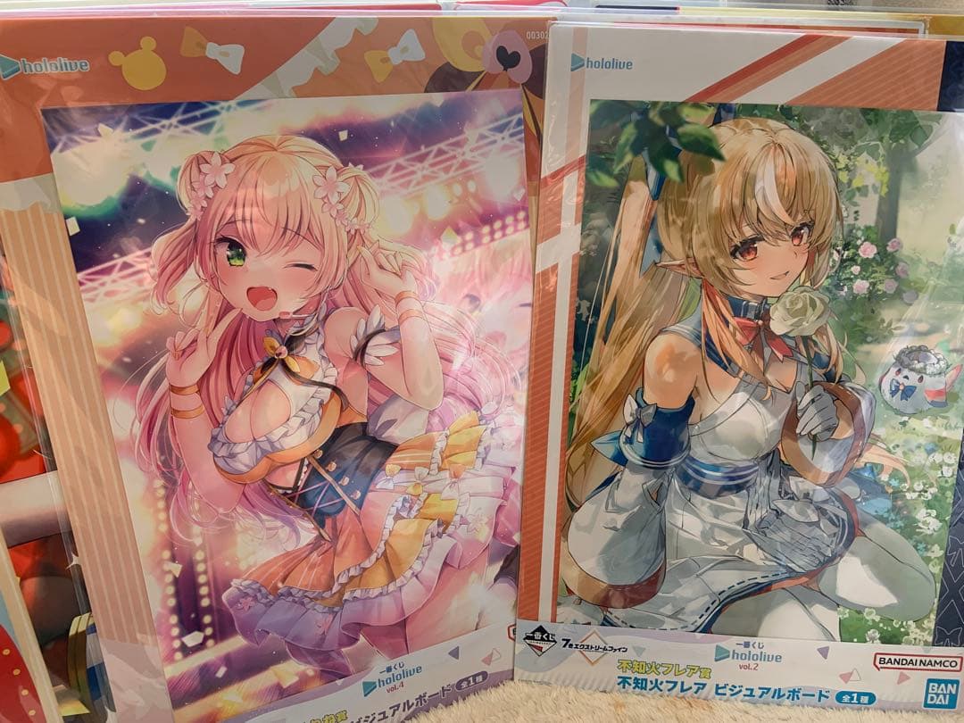 ホロライブ ホロライブくじ コンプ グッズ大量まとめ売り - メルカリ