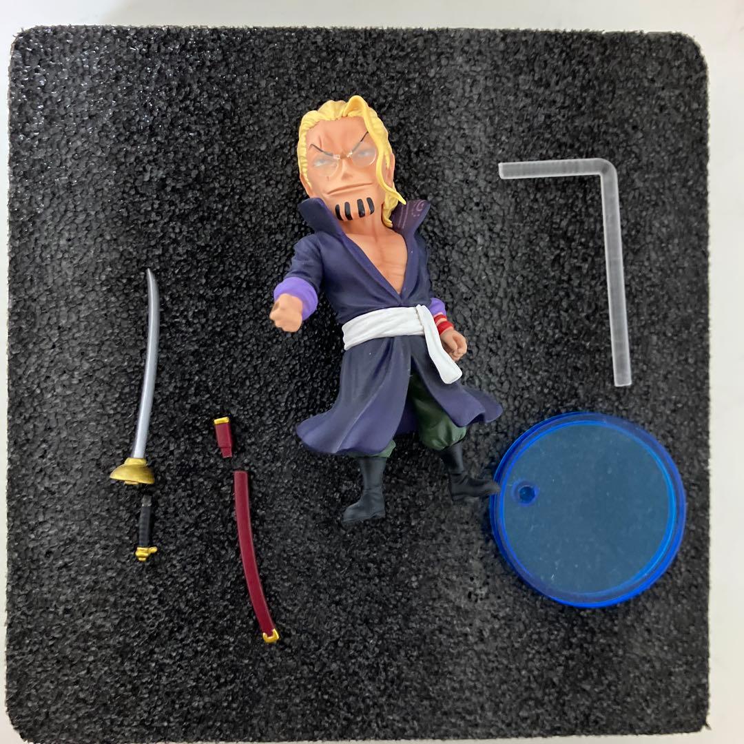 ワンピースフィギュア ロジャー海賊団 シルバーズ・レイリー yz