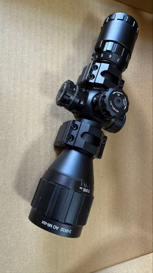 東京マルイ イルミネーテッドショートズームスコープ ドットサイト