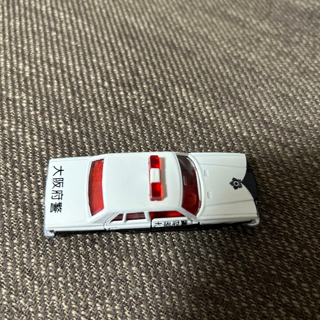 トミカ No.55トヨタ クラウン パトロールカー（大阪府警） 日本製