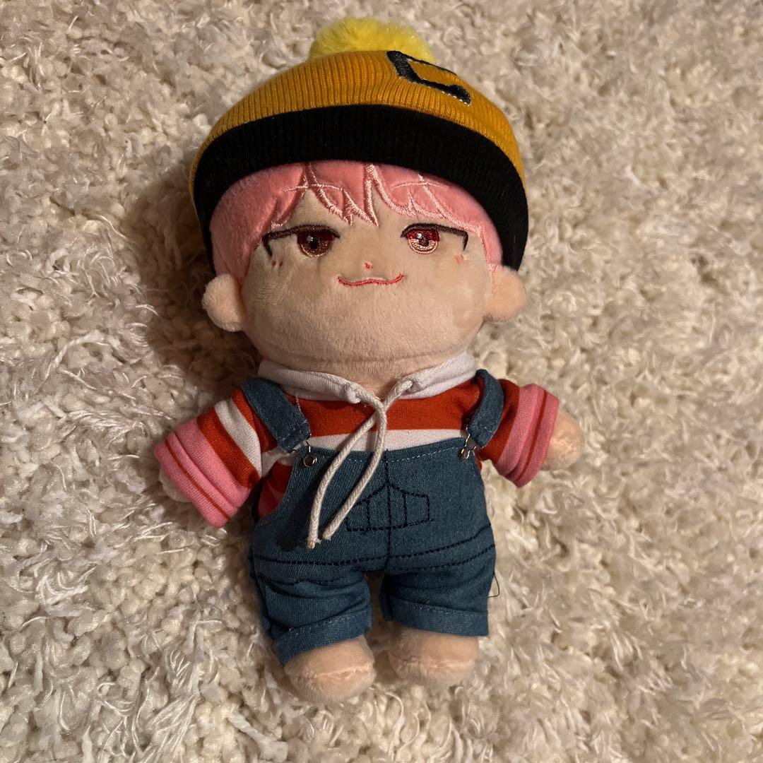 SEVENTEEN ディノ ぬいぐるみ - メルカリ