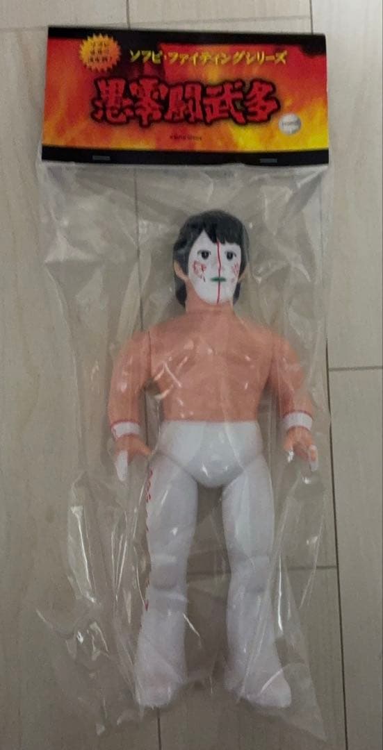 グレートムタ　フィギュア Amazon | グレート・ムタ フィギュア 毒霧噴射シリーズ | フィギュア