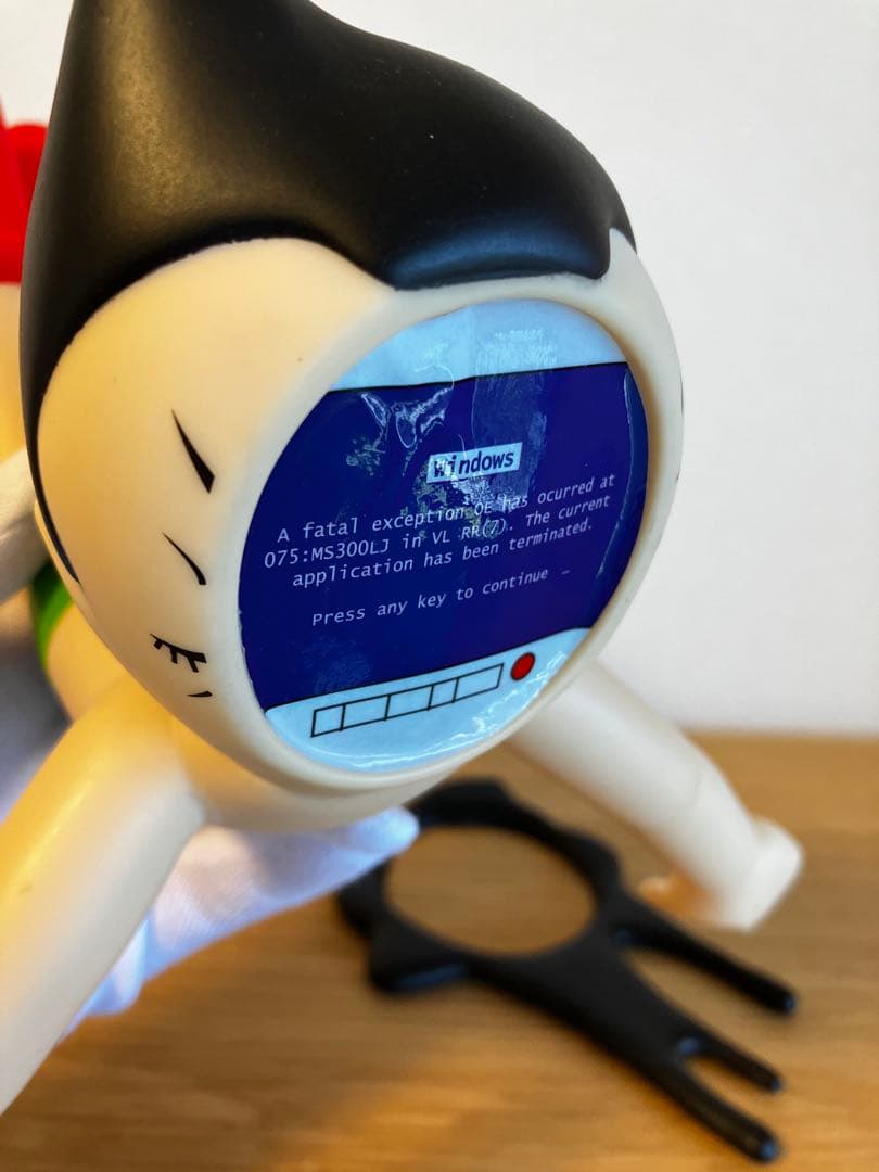 ASTRO CRASH BY JOSH DIVINEフィギュア 鉄腕アトム - メルカリ