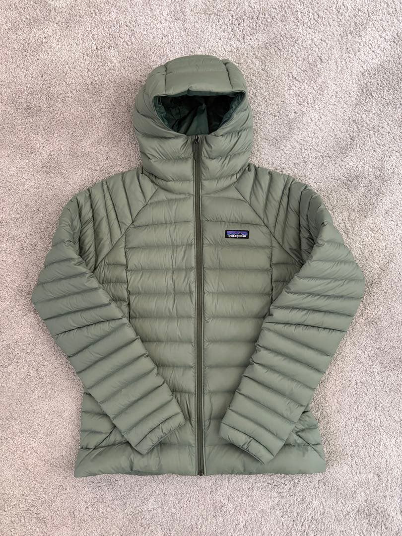 専用‼️パタゴニア　ダウンセーター　フーディー　ダウンジャケット