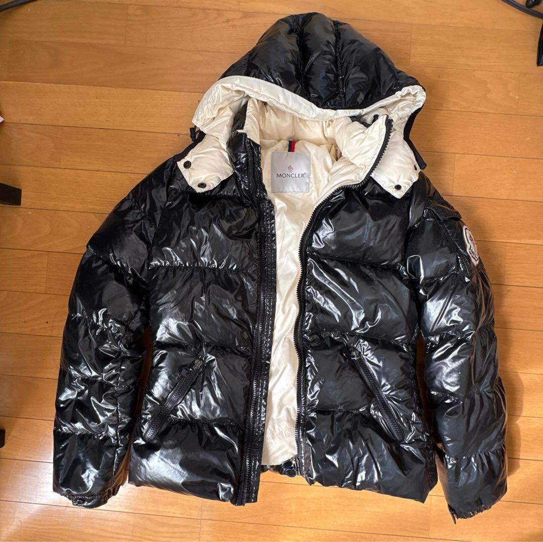 MONCLER 黒 フード付きダウンジャケット　サイズ1