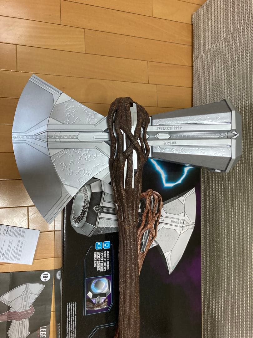 ハズブロ マーベルレジェンド 1/1 ストームブレイカー ソー - メルカリ