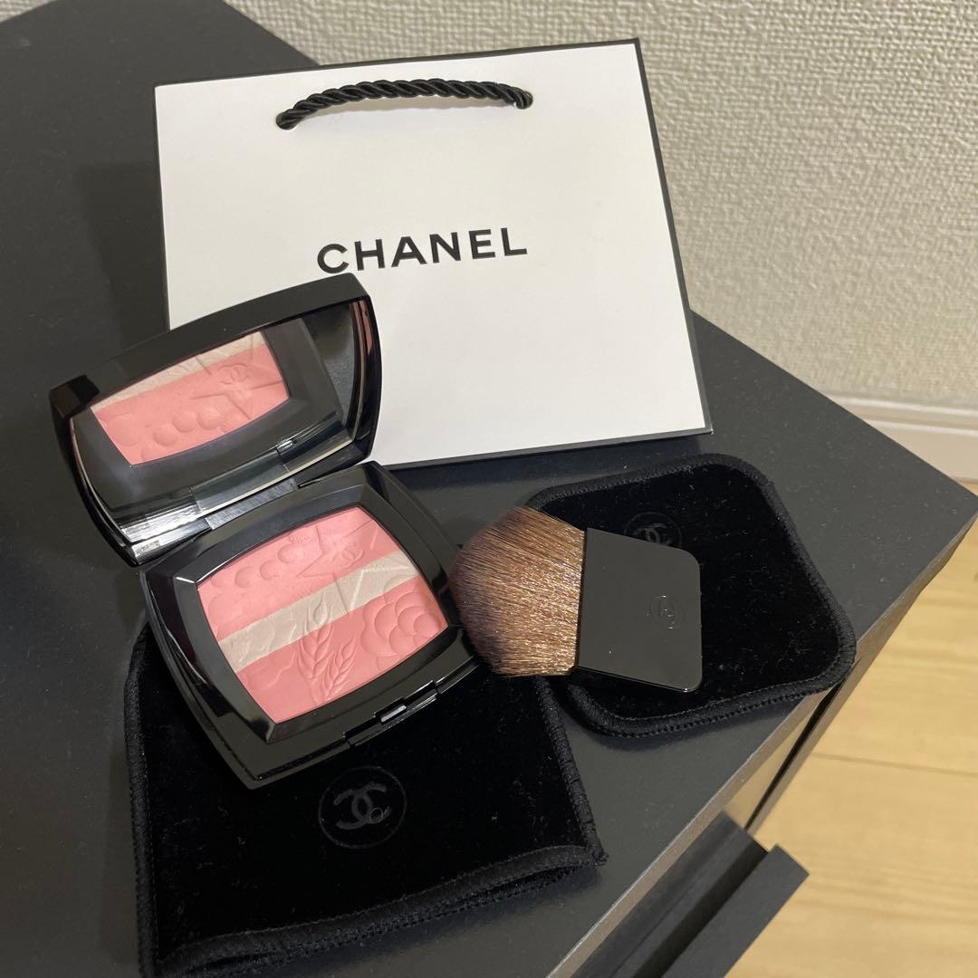 レ シーニュ ドゥ シャネル　997 ローズルミエール　限定品