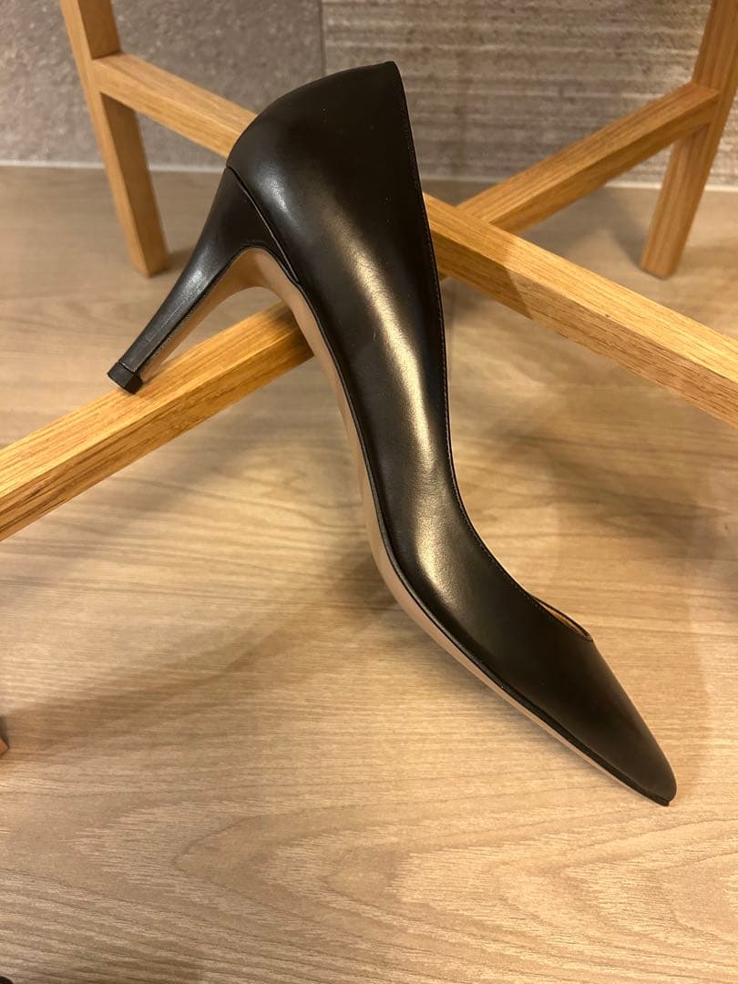 ユナイテッドアローズ 黒 ポインテッドトゥパンプス 7cmヒール