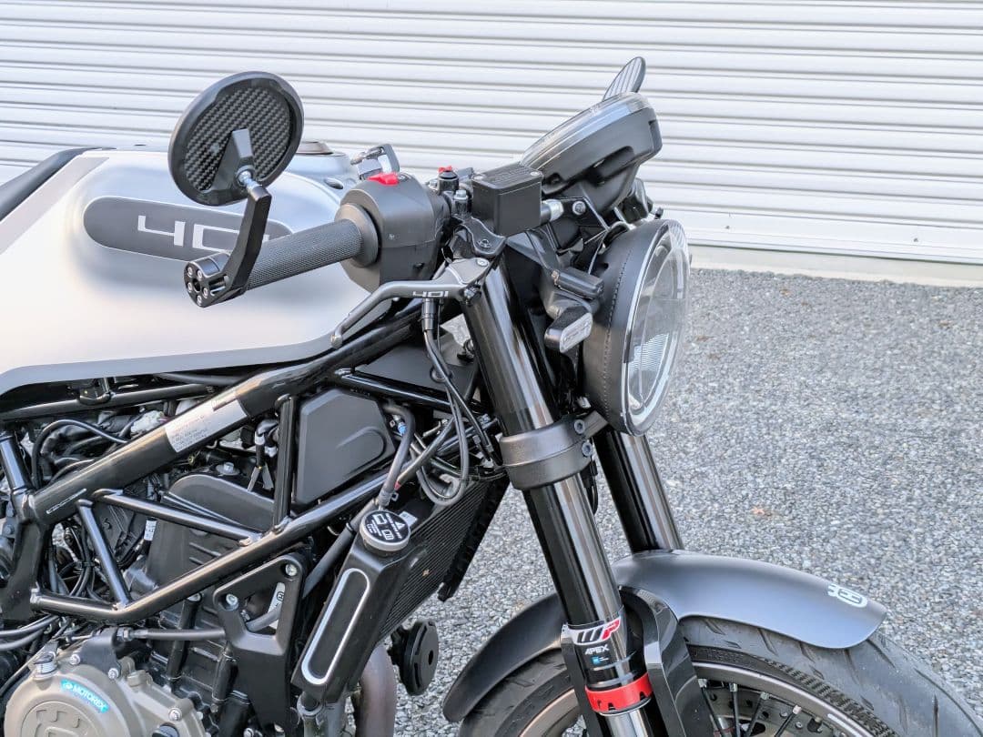 ハスクバーナ ヴィットピレン401専用 カーボン バーエンドミラー新品未使用 ハスクバーナ ヴィットピレン401専用 カーボン バーエンドミラー新品未