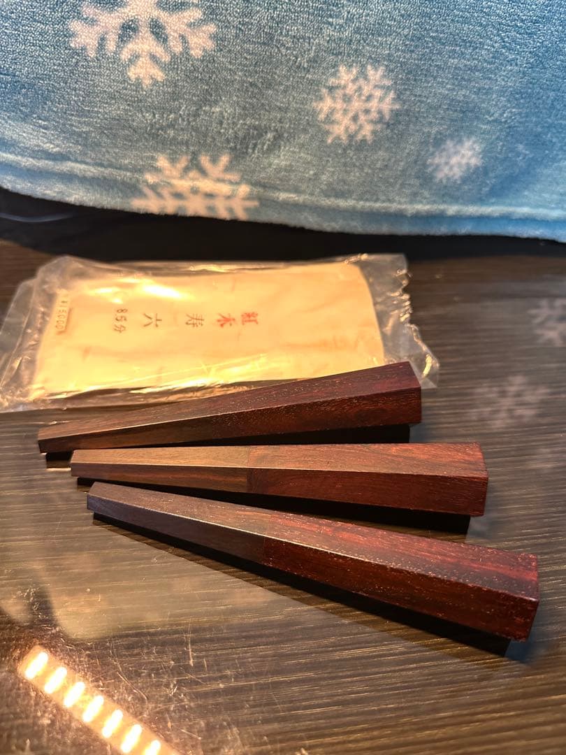 本日限定値下【新品美品】 三味線用　糸巻き　紅木(寿六、8.5分)未削