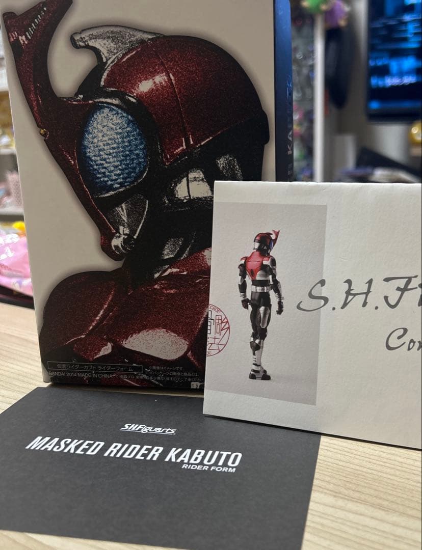 【ジャンク】S.H.Figuarts真骨彫仮面ライダーカブト