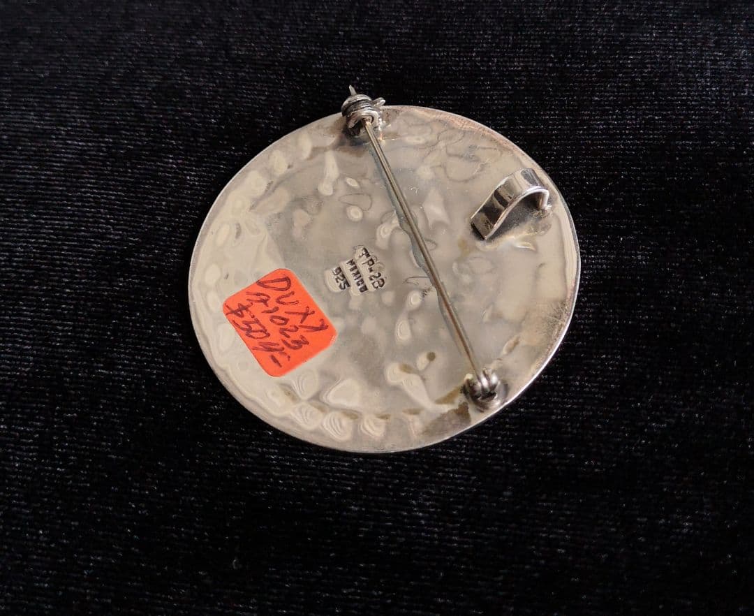 ビンテージ メキシコ 銀細工 未使用 アステカ 太陽神 彫刻 ブローチ