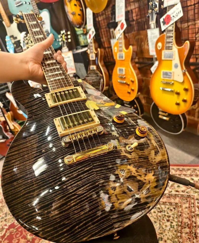 美しい杢目 ! Gibson Les Paul Standard DC Plus 美しい杢目 ! Gibson Les Paul Standard DC Plus 美しい杢目 ! Gibson