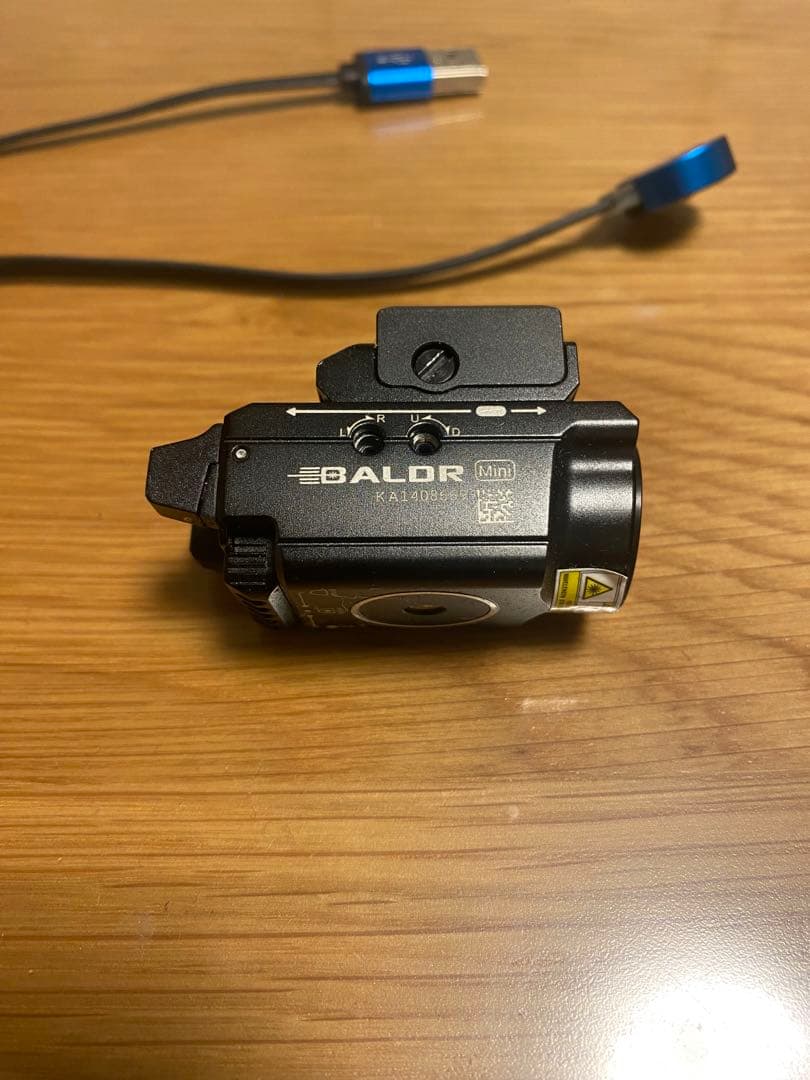 olight Baldr Mini 充電式 タクティカルライト
