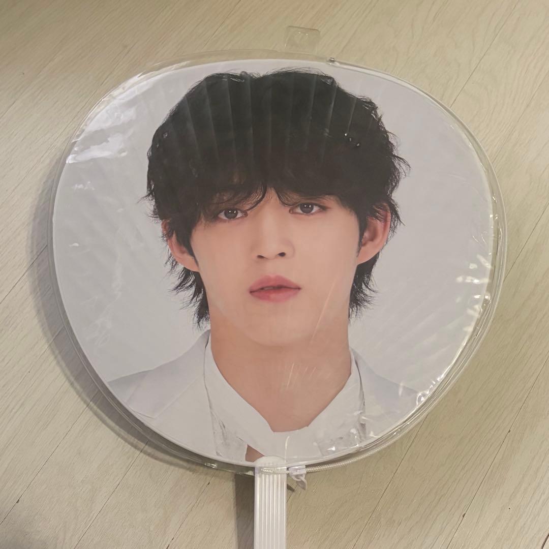 エスクプス スンチョル うちわ SEVENTEEN セブチ ドームツアー - メルカリ