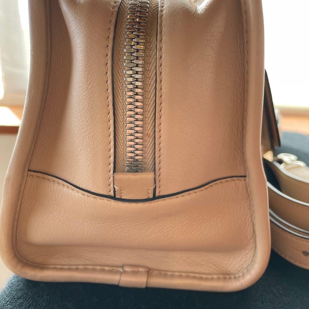 LOEWE アマゾナ28 クラシックカーフベージュ2way - メルカリ