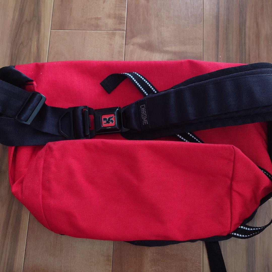 CHROME メッセンジャーバッグ 赤・黒 - メルカリ