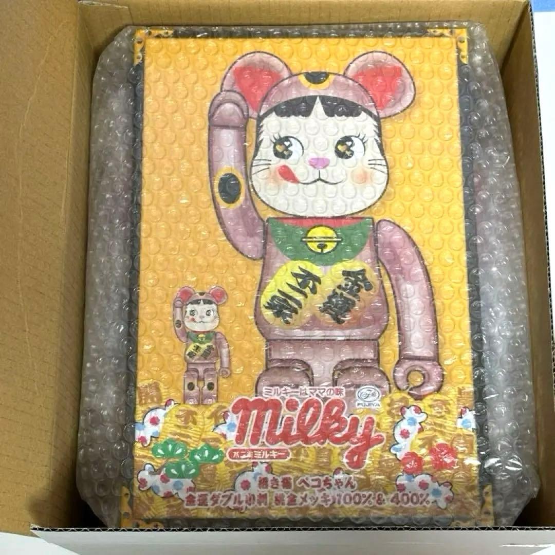 招き猫 BE@RBRICK 桃金メッキ100％ - BE@RBRICK 招き猫 ペコちゃん 桃