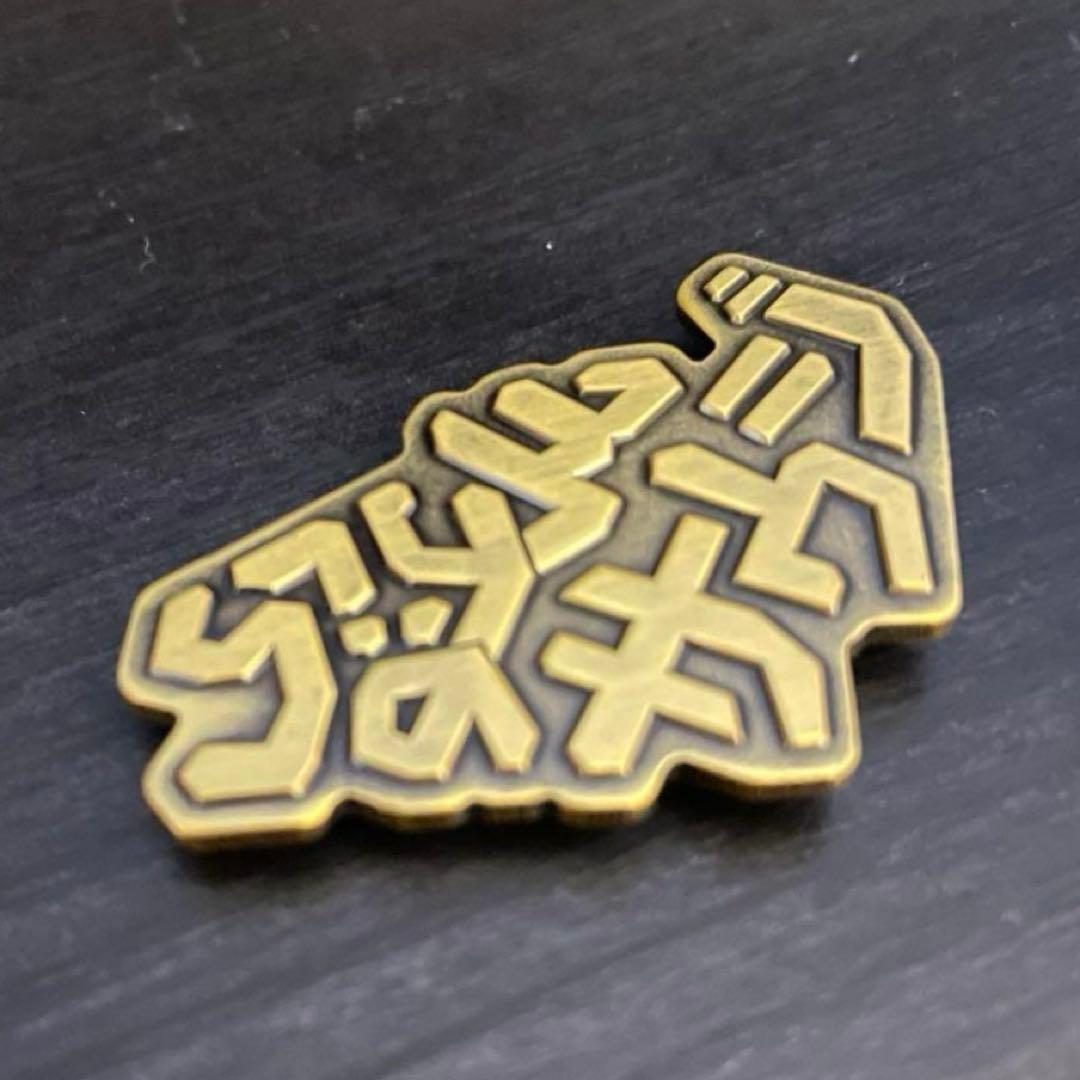 大阪関西万博　ピンバッジ　サウジアラビア　ゴールド 2つセット 万博 ピンバッジ 金色 銀色 文字 地図 サウジアラビア