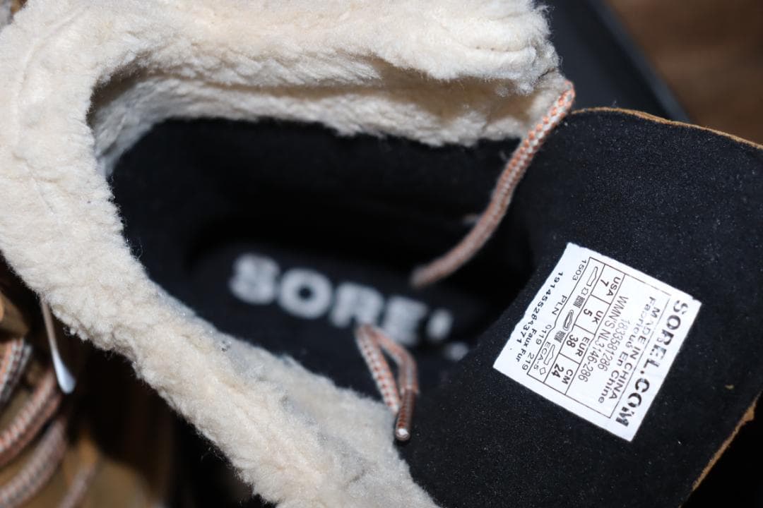 新品 SOREL OUT'N ABOUT スノーブーツ (US7/24cm)Ⓗ - メルカリ