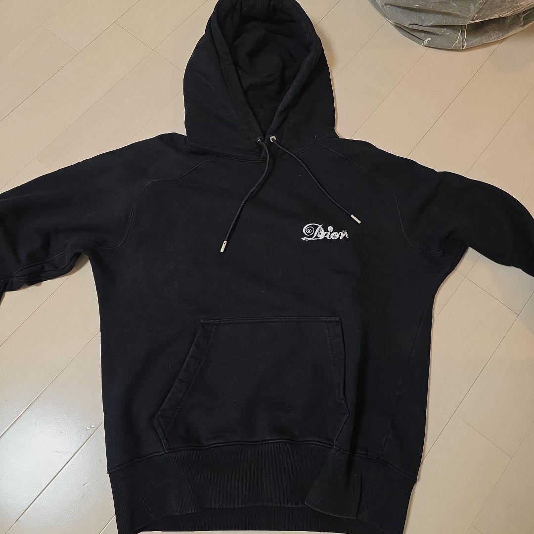 Dior 黒 パーカー