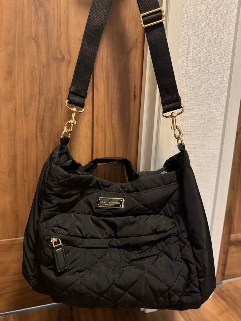 MARC JACOBS ブラック 2WAYマザーズバッグ MARC JACOBS キルティング ナイロン ダッフルバッグ 2WAY SMALL (MARC