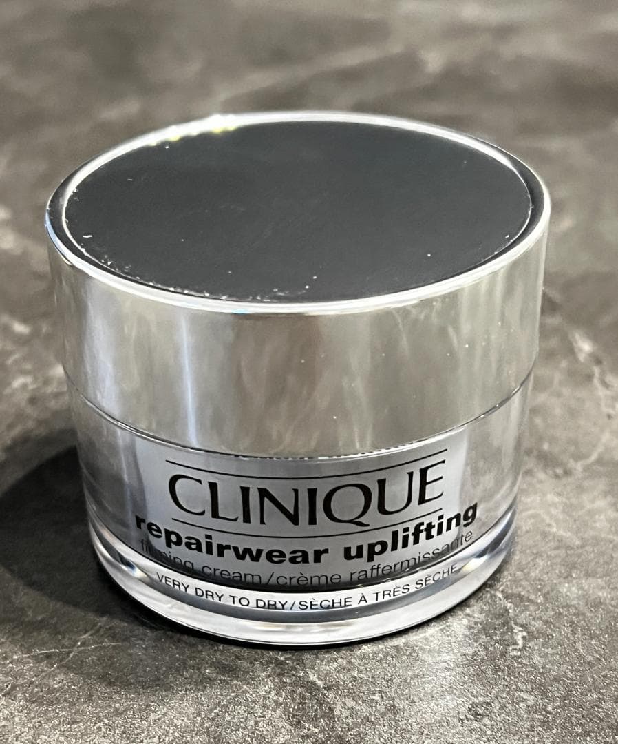 【ほぼ未使用】クリニーク リペアウェア モイスチャーリフト クリーム VD/D