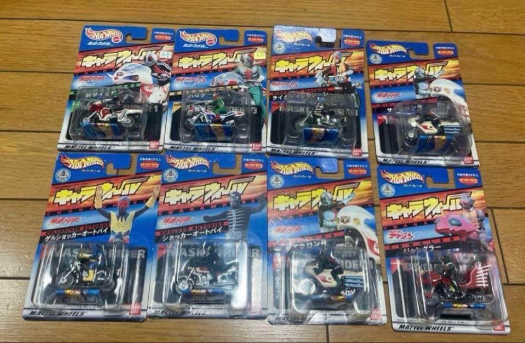 キャラウィール　ホットウィール　仮面ライダー