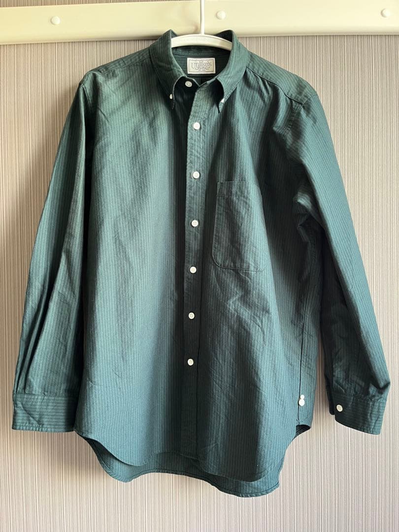 【値下げ中】Unlikely /Button Down Shirts Black