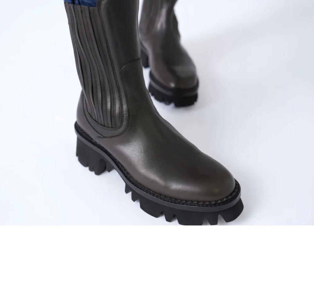 SAYA サヤ 5.5cm本革ラウンドトウ厚底チェルシーブーツ 23cm 新品