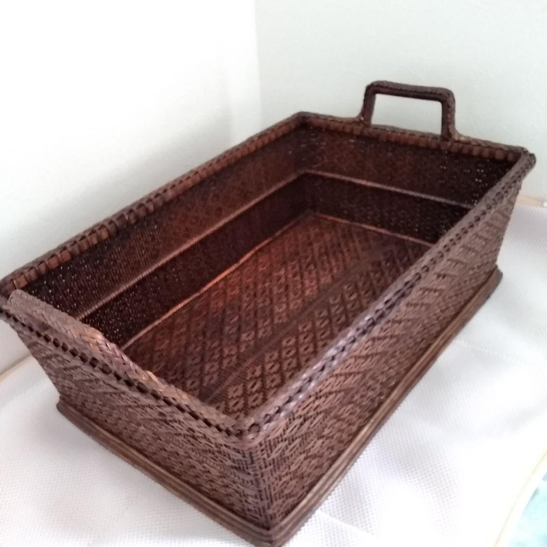 年代不明！両取手付き竹かご！籐籠 竹籠 竹細工 竹編みカゴ 小物入れ！経年美品！