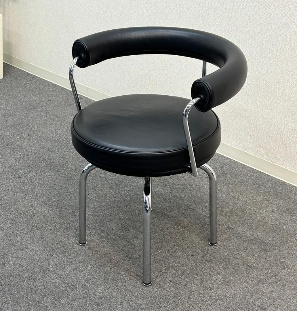 訳アリ品■Cassina/カッシーナ■LC7　スウィベルチェア　ル・コルビュジエ 訳アリ品□Cassina/カッシーナ□LC7 スウィベルチェア ル