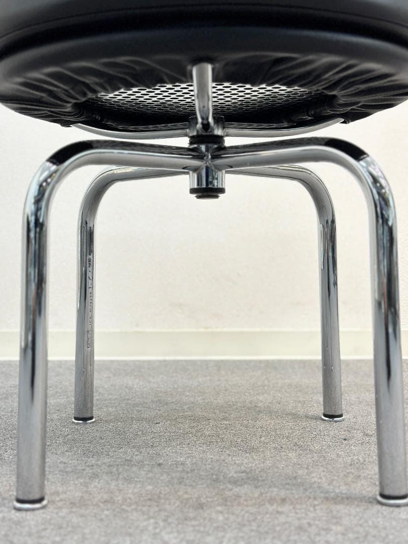 訳アリ品□Cassina/カッシーナ□LC7 スウィベルチェア ル