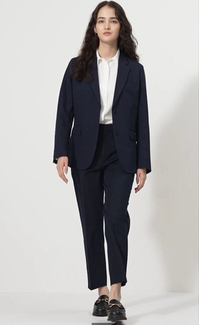 先月購入品 美品 ユニクロ 感動ジャケット&パンツ