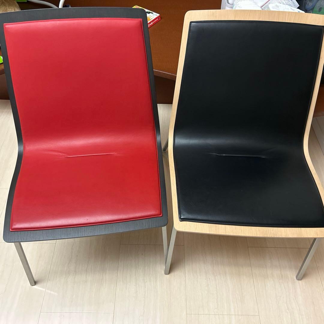 【美品】アクタス　チェア 2脚セット　赤、黒