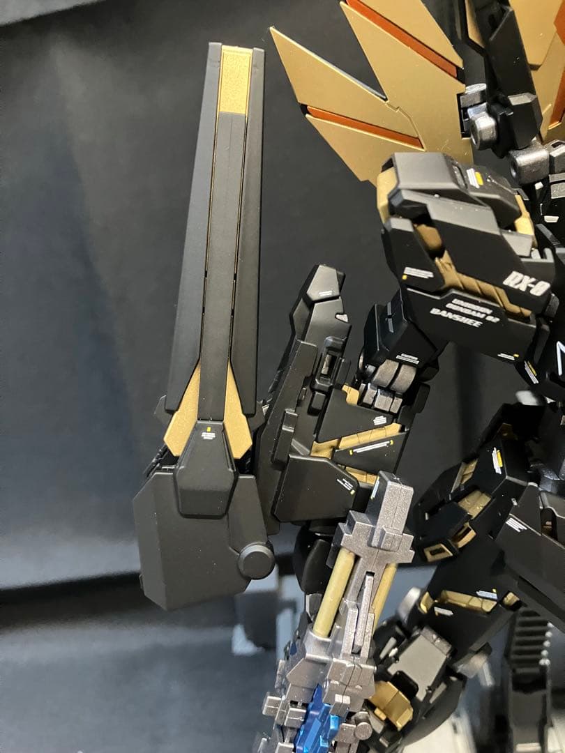 MGEX ユニコーンガンダム 2号機バンシィ 塗装完成品 - メルカリ