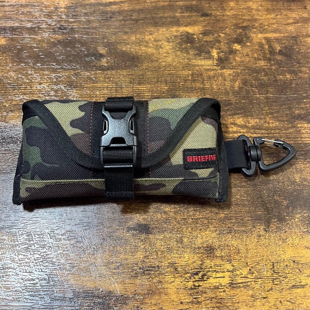 【美品】 BRIEFING ブリーフィング サングラスケース 迷彩　ウッドランド