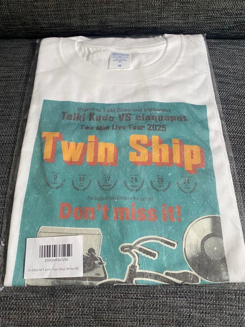 会場限定カラー】工藤大輝claquepotツーマンTwin Ship Tシャツ - メルカリ