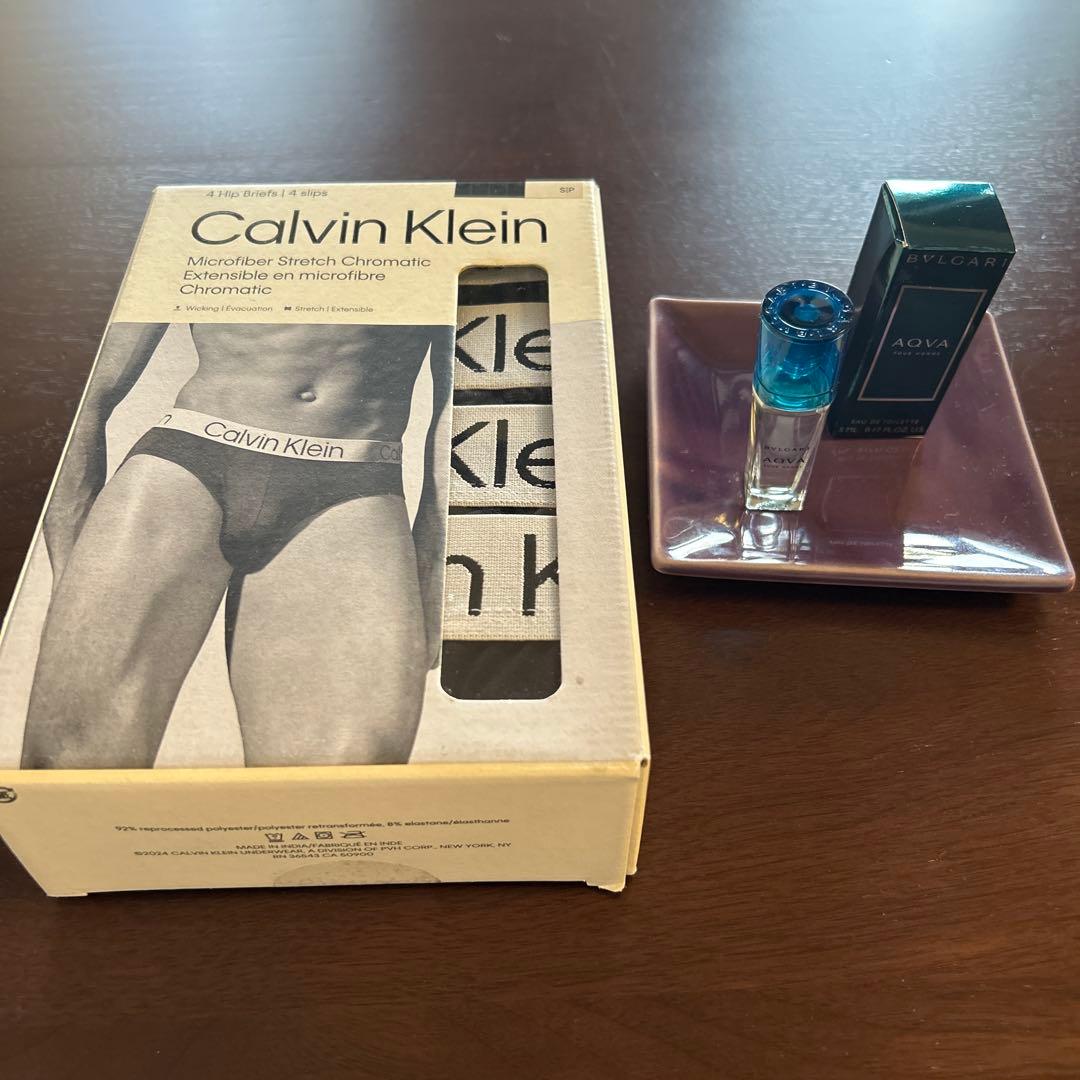   ブリーフ型4枚入り　未開封 【ブルガリ香水つき】