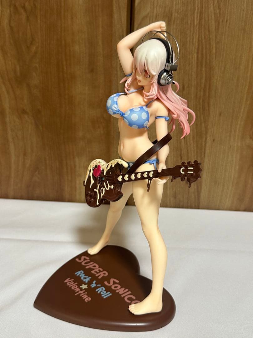 【中古美品】すーぱーそに子 ロックンロール バレンタイン 1/6 フィギュア