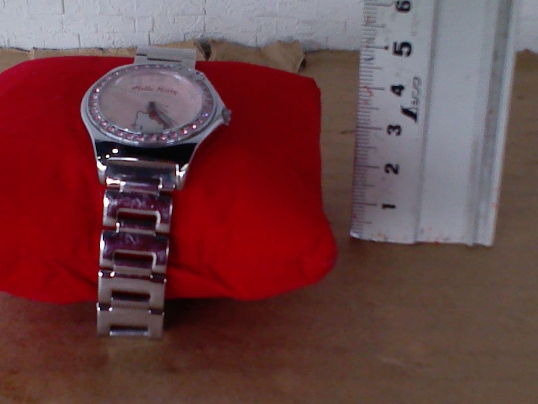 シチズン ハローキティ 30周年記念 ウオッチ 腕時計 クオーツ 希少