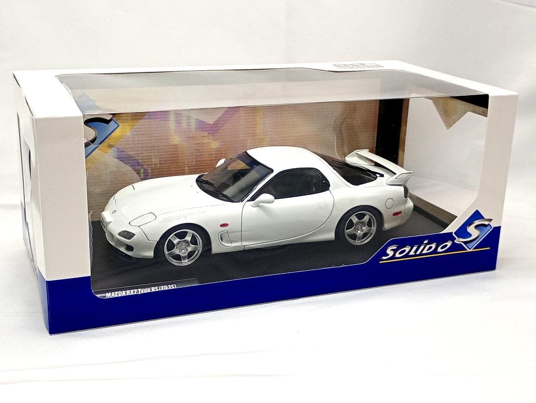 ソリド 1/18 マツダ RX-7 FD3S 2001 (ホワイト)