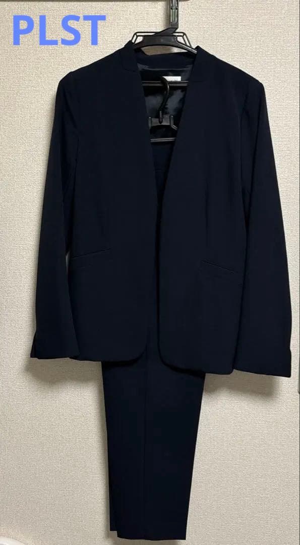プラステ　セットアップ　ノーカラー　スーツ